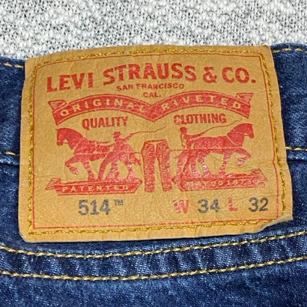 Levi's 514 blue denim jeans size W34/L32. SKU-B177#denim